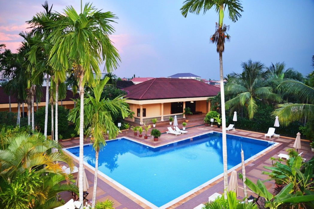 סיאם ריפ Angkor Hotel מראה חיצוני תמונה