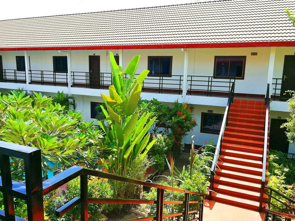 סיאם ריפ Angkor Hotel מראה חיצוני תמונה