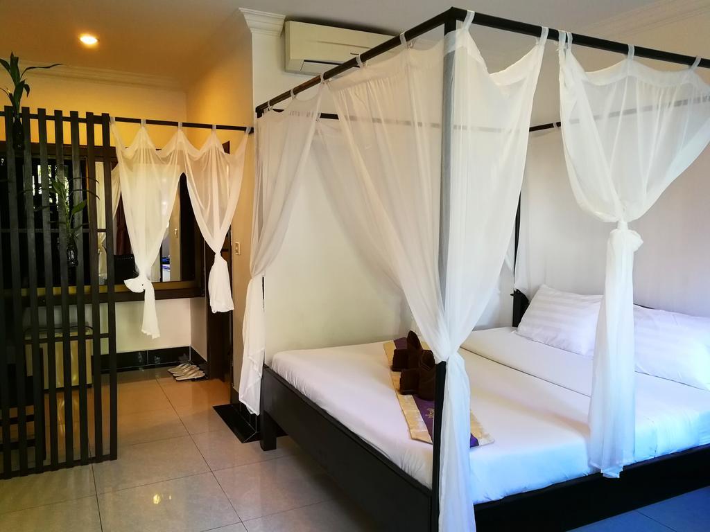 סיאם ריפ Angkor Hotel מראה חיצוני תמונה