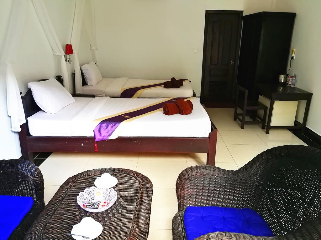 סיאם ריפ Angkor Hotel מראה חיצוני תמונה