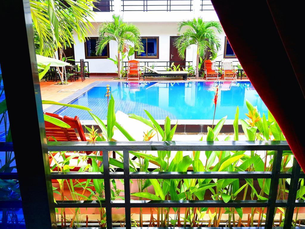 סיאם ריפ Angkor Hotel מראה חיצוני תמונה