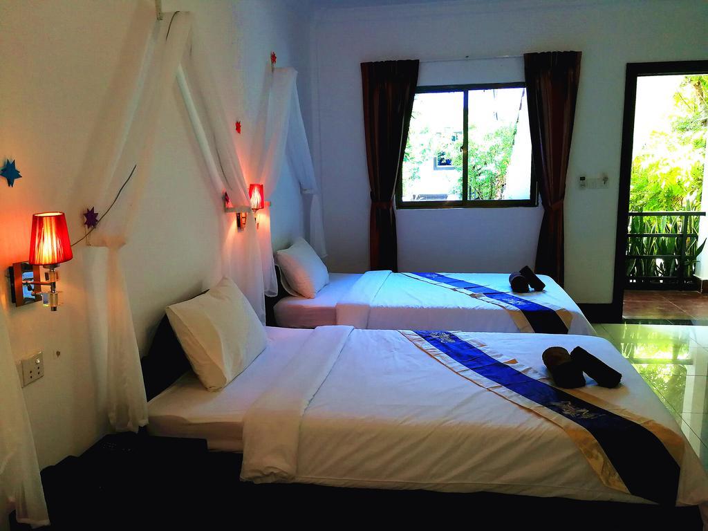 סיאם ריפ Angkor Hotel מראה חיצוני תמונה