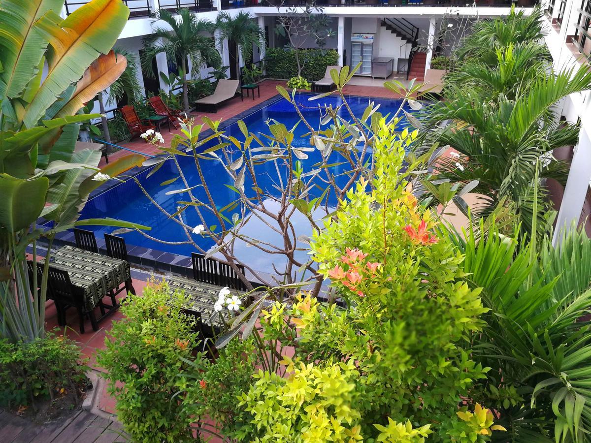 סיאם ריפ Angkor Hotel מראה חיצוני תמונה