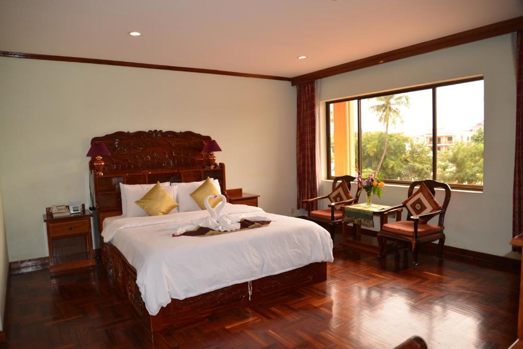 סיאם ריפ Angkor Hotel מראה חיצוני תמונה